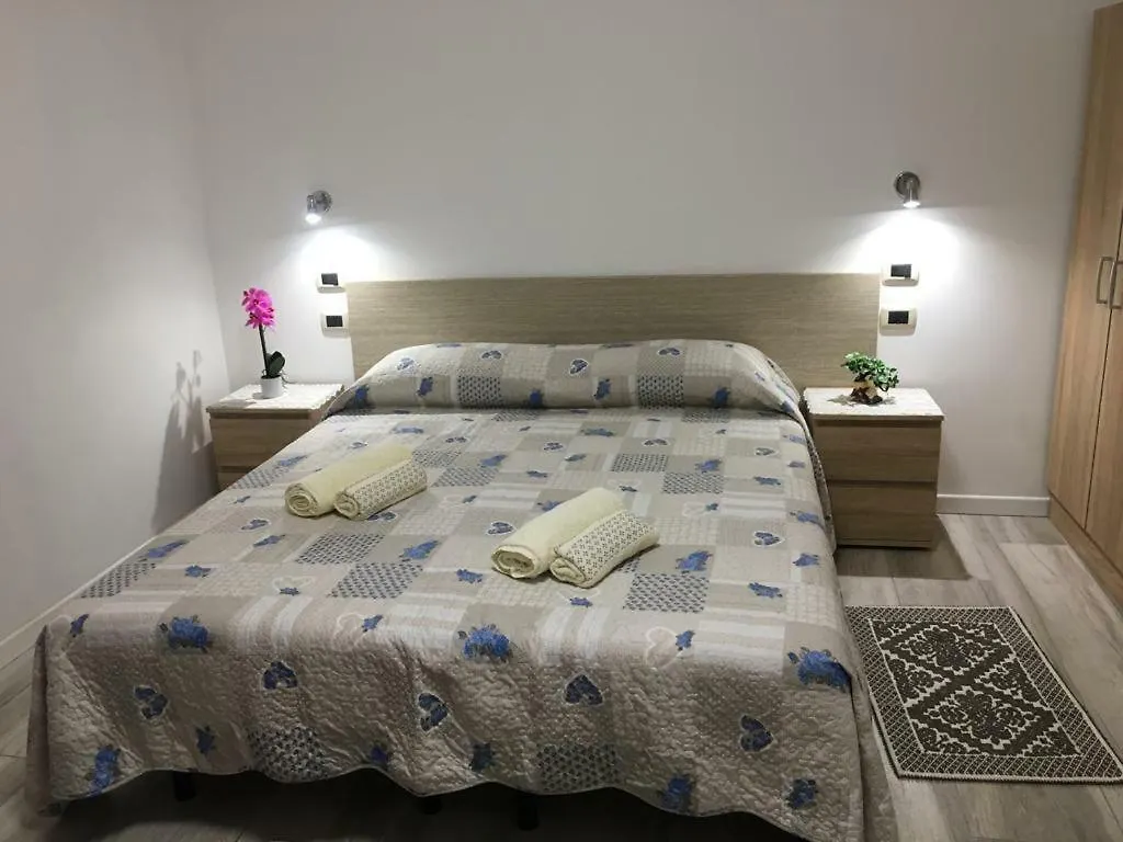 Rosa Cottage Marghera Olaszország
